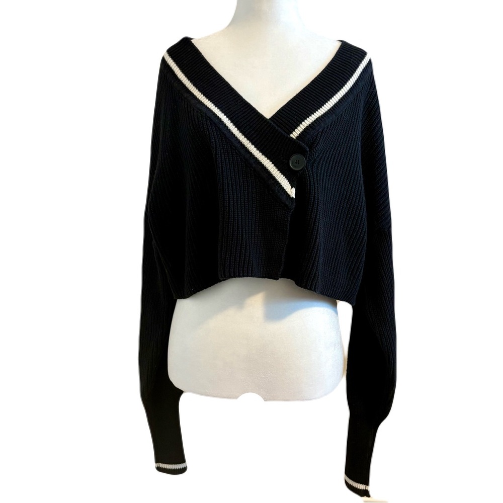 OAK + FORT Black and White V-Neck Sweater
